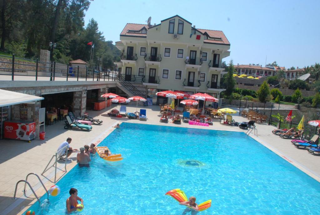 Grove Hotel Олудениз Екстериор снимка