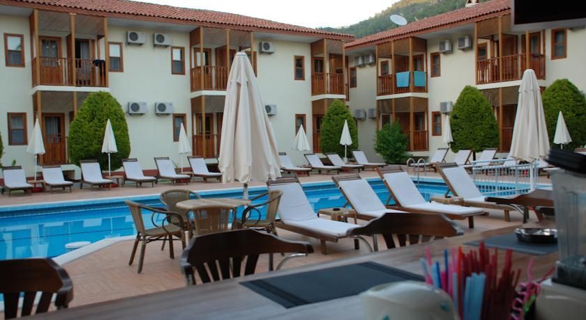 Grove Hotel Олудениз Екстериор снимка