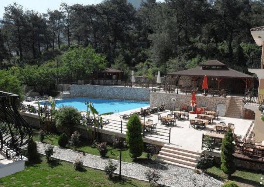 Grove Hotel Олудениз Екстериор снимка