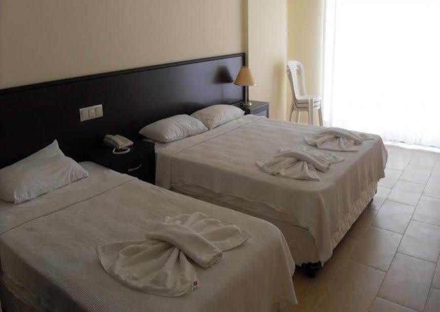 Grove Hotel Олудениз Екстериор снимка
